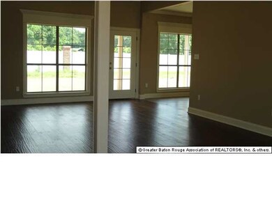 Front entrance - open plan - foyer, dining, living