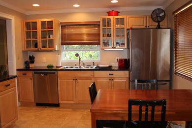 329 Walnut St, South Amboy, NJ 08879 - photo 3