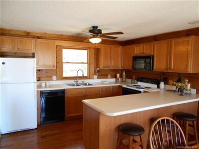 343 Chestnut Village unit 11/12, Mars Hill, NC 28754 - photo 7