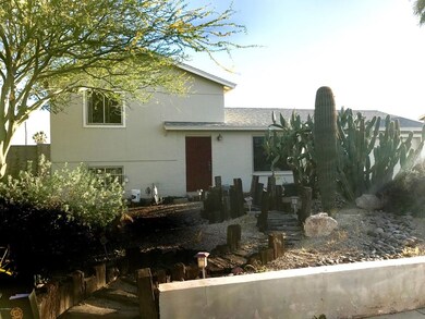 3713 W DAHLIA DR