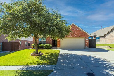 View of front of home featuring a front yard and a