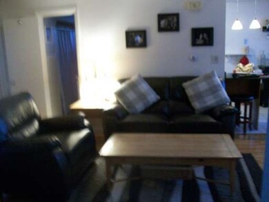 8 Austin Ct unit D, Saugus, MA 01906 - photo 3