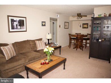 7212 Hilltop Dr unit 98, Brookhaven, PA 19015 - photo 2