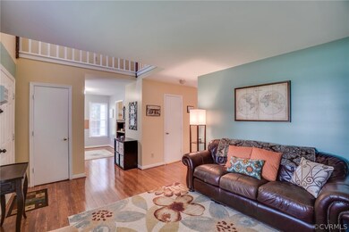 Walk in to a beautiful two story foyer. Can use th
