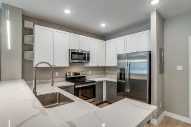 5262 Ella Blvd unit 601, Houston, TX 77018 - photo 4
