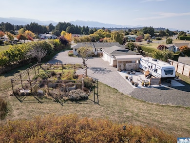 1330 Thornton Dr, Sequim, WA 98382 - photo 3