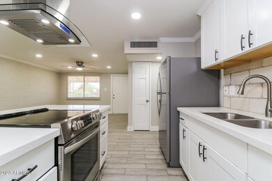 4309 N 72nd Ln, Phoenix, AZ 85033 - photo 6