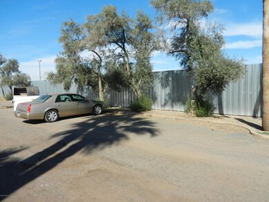 6122 N 55th Ave, Glen Dale, AZ 85301 - photo 3