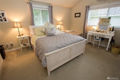 4812 Sunset Dr W, University Place, WA 98467 - photo 3