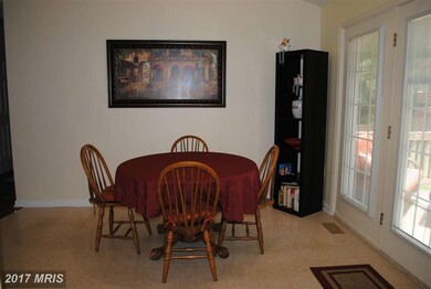 10405 Woodlake Ct, Spotsylvania, VA 22553 - photo 6