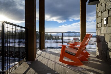 Spacious Outdoor Terrace