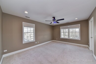 1422 N Charles Ave unit 200, Naperville, IL 60563 - photo 2