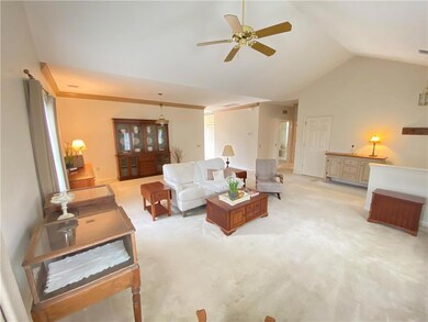 4768 Steeplechase Dr unit 14A, Macungie, PA 18062 - photo 6
