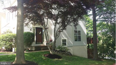 10817 Sherwood Hill Rd, Owings Mills, MD 21117 - photo 2