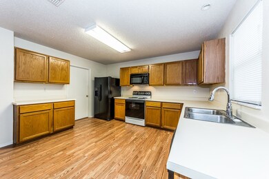 8709 Stonebriar Ln, Fort Worth, TX 76123 - photo 7