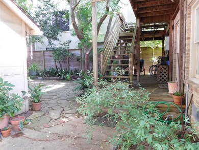 1802 Woodhead St, Houston, TX 77019 - photo 6