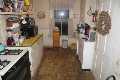 281 Park St, Barton, VT 05822 - photo 3