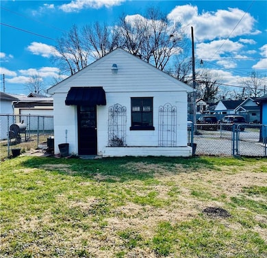 Detached Garage