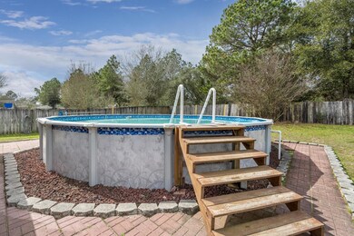 Pool w/paver walkway