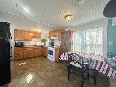 230 Main St unit 63, Wallingford, CT 06492 - photo 6