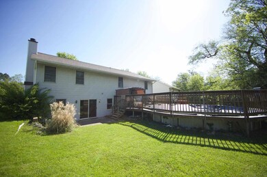 837 W Rosewood Dr, Bloomington, IN 47404 - photo 4