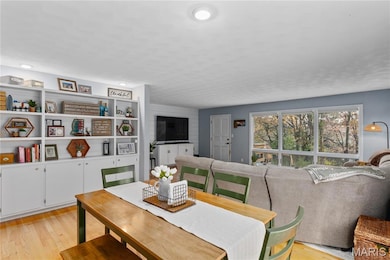 832 Independence Ridge, Springfield, IL 62702 - photo 4