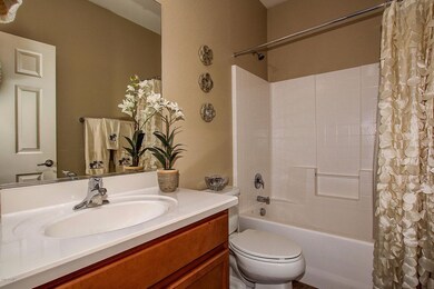 1025 W Empress Tree Ave, San Tan Valley, AZ 85140 - photo 4