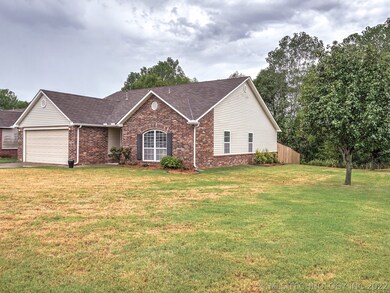 9214 S 256th East Ave, Broken Arrow, OK 74014 - photo 2