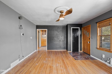 205 3rd St NW, Mandan, ND 58554 - photo 4