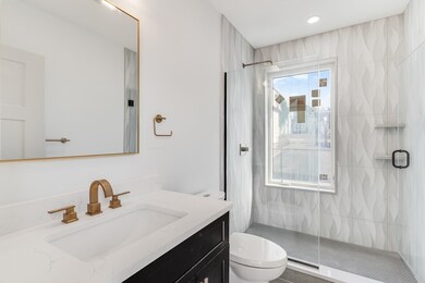 97 Condor St unit 4, Boston, MA 02128 - photo 4