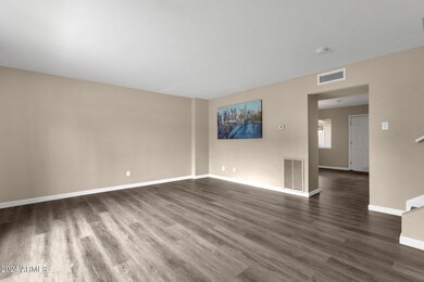 4321 W Lamar Rd, Glendale, AZ 85301 - photo 6