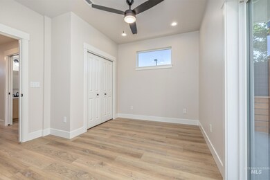 Unfurnished bedroom with light wood-type flooring, recessed lighting, a ceiling fan, and a closet