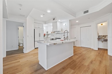 750 4th Ave S unit 405D, Saint Petersburg, FL 33701 - photo 6