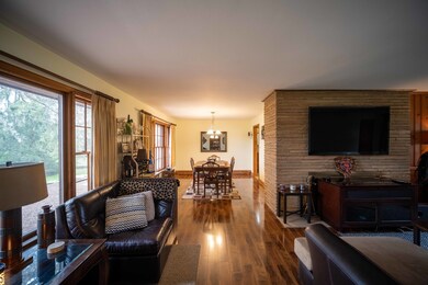 2246 Corona Rd, Waukegan, IL 60087 - photo 3