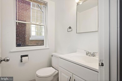 1236 31st St NW unit 4, Washington, DC 20007 - photo 6