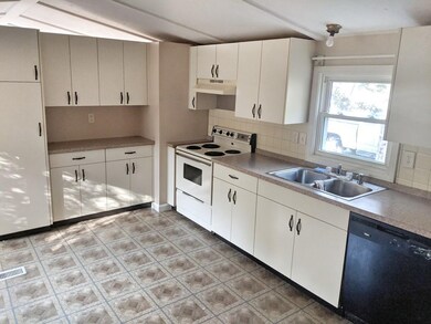 27 David Rd, Carver, MA 02330 - photo 3