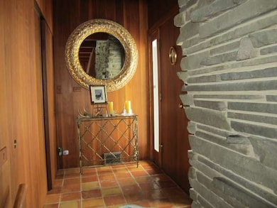 315 Timber Trail Dr, Oak Brook, IL 60523 - photo 2