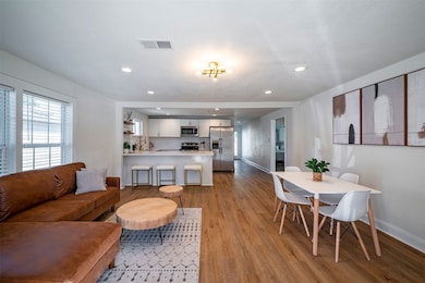 5104 Chapman St, Houston, TX 77009 - photo 3