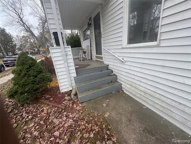 17229 Heyden St, Detroit, MI 48219 - photo 4