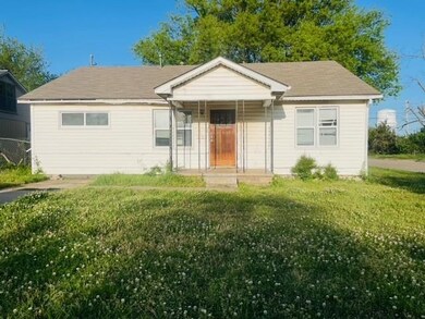 2101 N Aydelotte Ave, Shawnee, OK 74804 - photo 2