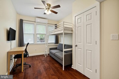 4633 Walnut St unit B, Philadelphia, PA 19139 - photo 3