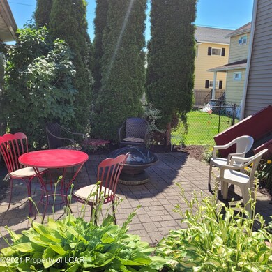 226 Front St, Nanticoke, PA 18634 - photo 4