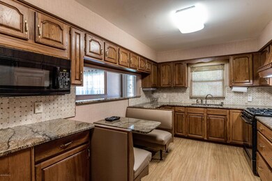 5118 Garette Dr E, Jacksonville, FL 32210 - photo 4