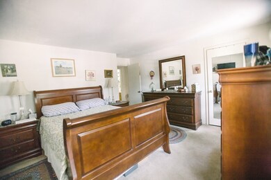 102 Hayward St unit 4B, Franklin, MA 02038 - photo 5