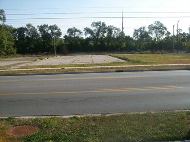 2642 S Main St, Elkhart, IN 46517 - photo 5