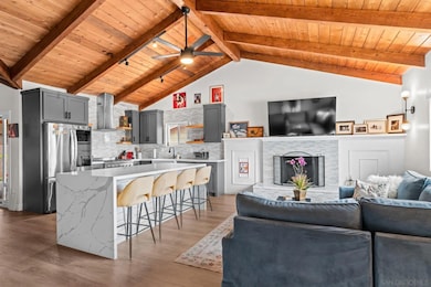 5209 Foothill Blvd, San Diego, CA 92109 - photo 2