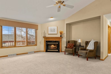 5803 Running Deer Trail, Mc Farland, WI 53558 - photo 4