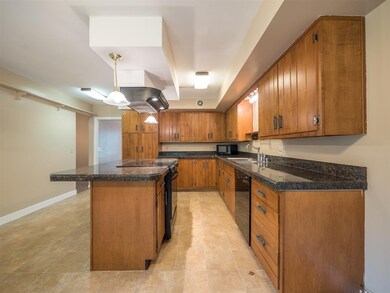 348 E Dustman Rd, Bluffton, IN 46714 - photo 6