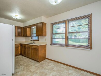 3313 SE 18th Ct, Des Moines, IA 50320 - photo 6