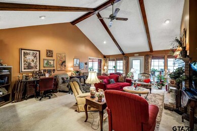 402 402 Amberwood Cir, Tyler, TX 75701 - photo 6